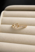 Anillo “Fe” en Oro 18K Nacional – Diseño Elegante con Brillos